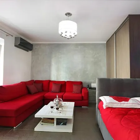 Modern Studio Lägenhet *